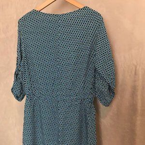 Uniqlo, in great condition, blue patterned dress